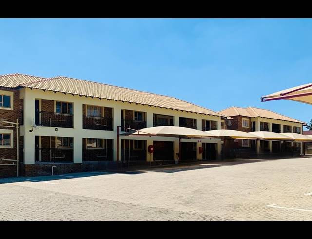 1 BEDROOM FLAT FOR SALE IN RENSBURG